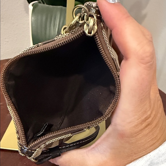 Coach Tan and Brown Signature Wristlet wallet coin purse organizer gold leather - Picture 7 of 8
